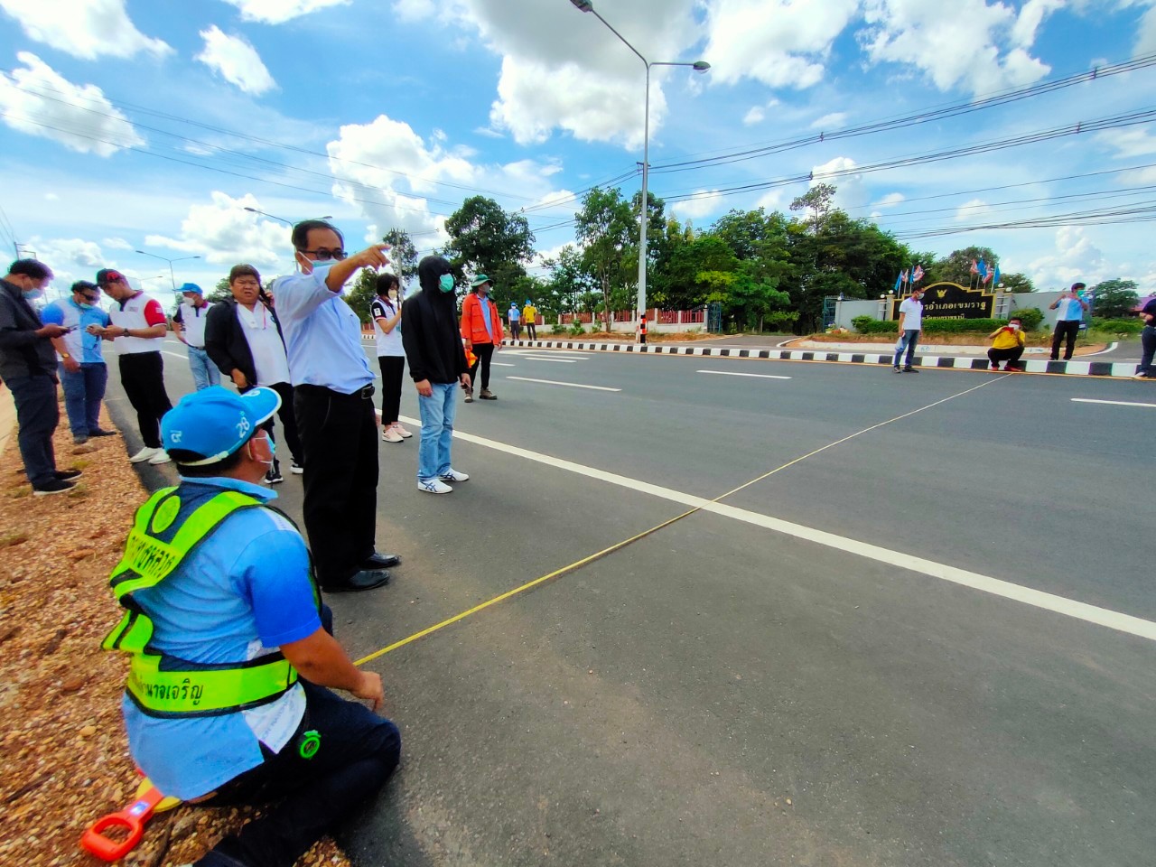 แผนงานบูรณาการพัฒนาพื้นที่ระดับภาค ประจำปีงบประมาณ พ.ศ.2564 สายทางในความควบคุมของแขวงทางหลวงอำนาจเจริญ  พัฒนาทางหลวงหมายเลข 202 ตอน หนองผือ-เขมราฐ ระหว่าง กม.387+325-กม.388+580  ปริมาณงาน 1 แห่ง